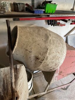 Stavebni michacka na beton, maltu - 2