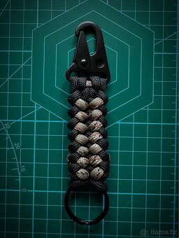 Sada Paracord náramek a klíčenka - 2