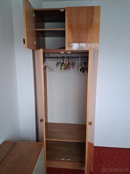 Šatní skříň - 2
