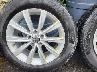 VW 4x alu kola VW 5x112 R17 + zimní pneu 215/60/R17/96H - 2