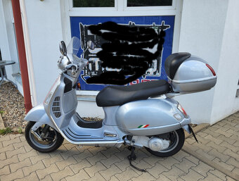 Vespa GT 200 - 2