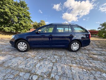 Škoda Octavia Combi - 2
