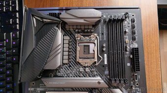 MSI MPG Z490 GAMING CARBON WIFI - 2