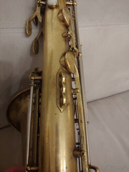Tenorový saxofon King Super 20 Series I z roku 1946 - 2