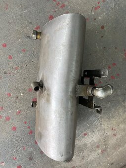 Nerezová nádrž (olejová, palivová…) - 2