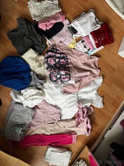 Šaty - oblečení - dívky 7-9 let - 2