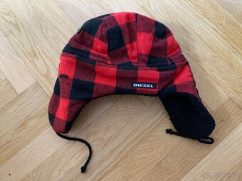 Dětská zimní čepice Diesel nová vel.8-20 měsíců - 2