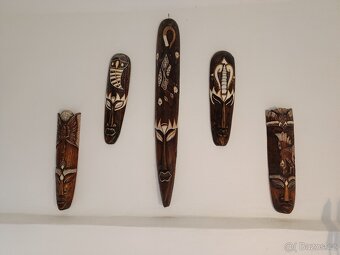 Sbírka 17 ks dřevěných masek - 2