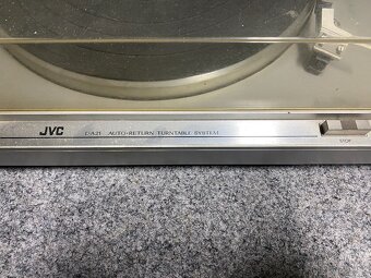 gramofon starý gramofon retro audio gramofon JVC na díly - 2