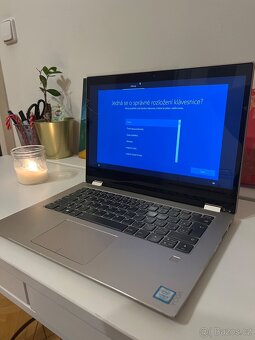 Lenovo Yoga 520 - 2