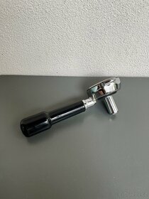 Páka na kávové kapsle - 2