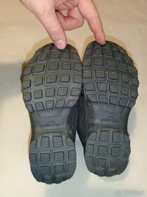 Prodám dětské nepromokavé boty velikost 36 - 2