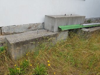 Betonový blok armovaný pro billboard - 2