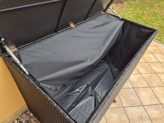 Prodám úložný box STEINKJER 155x95x81 - 2