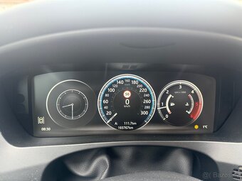 Jaguar F-pace 2.0 R dynamic, 210k/490NM, DPH - 2