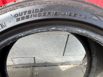 Falken 2ks letních pneu 235/40/19 - 2