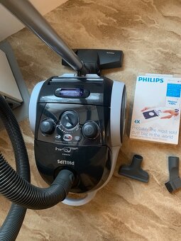 Prodám vysavač . - 2