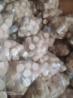 Dřevěné brikety - 2