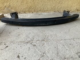 Přední vystuha VW Passat b5 - 2