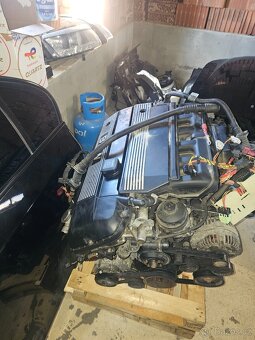 Motor m54b22 125kw e60 - 2