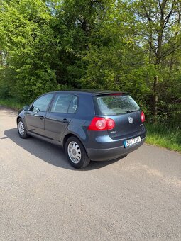 Volkswagen golf 1.6 benzín - 2