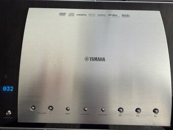 Yamaha DVX-1000 - 2
