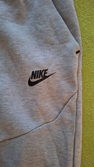 Tepláky Nike - 2