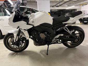 Yamaha fz1 - 2