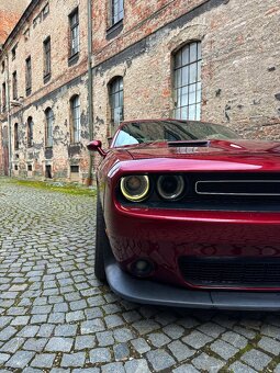 Dodge Challenger 6.4L V8 HEMI SCAT PACK - 2