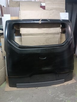 Dveře Ford Custom - 2