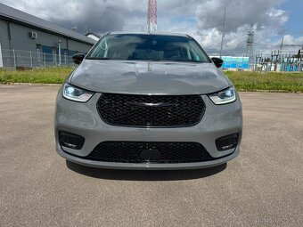 Chrysler Pacifica L Hybrid 3.6 V6 r.v.2022 - 2