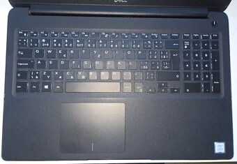 PRODÁM Dell Latitude 3500 - 2