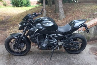 Kawasaki Z650 - 2
