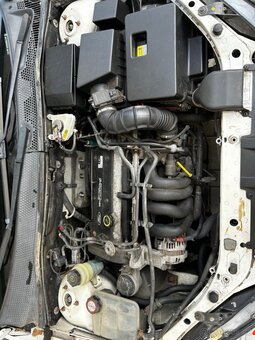 Ford Focus coupe mk1 1.6 - 2