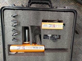 AKS Gold Metal Detector EU Plug - 2