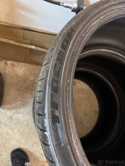 255/30 r20 - 2