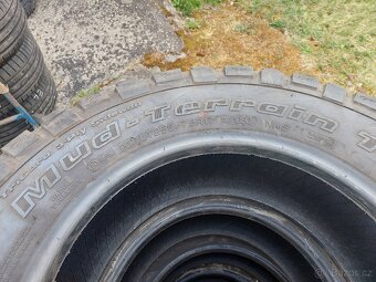 BFGoodrich MUD - TERRAIN 255/75 R17 - 2