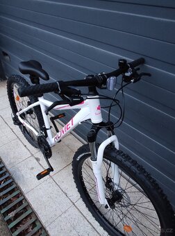 Nové dětské kolo Romet Jolene Disc R6.2 26", 15" alu rám - 2