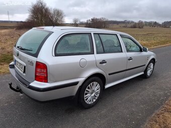 Škoda Octavia Combi 1.8T 110Kw - 2