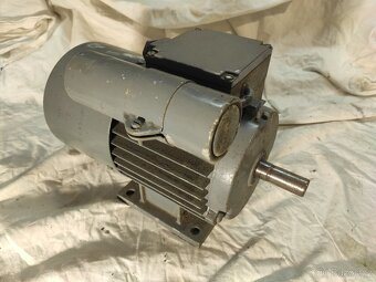 PRODÁM elektromotor 550W - 2
