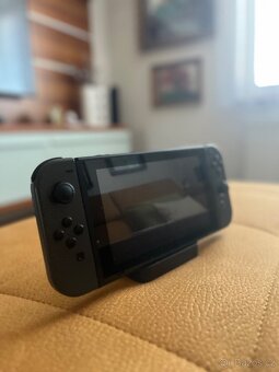 Nintendo switch - 2