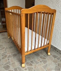 POSTÝLKA NA KOLEČKÁCH - 2
