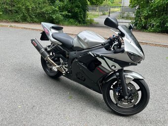 Yamaha Yzf r6 - 2