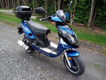 Prodám skútr JONWAY 50 4T r.v 2010 - 2