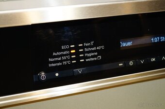 Miele nerezová vestavná myčka G 6515 Sci XXL, tři koše - 2