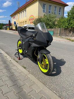 Okruhovka cbr 600rr - 2