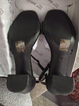 Plesové či společenské páskové sandály - 2