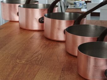 VINTAGE KVALITNÍ MĚDĚNÉ HRNCE TOURNUS FRANCIE 70.LÉTA - 2