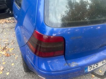 Zatmavená světlo pravé golf 4 - 2