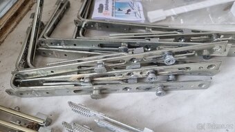 Kovani Maco -multi trend spodni roh , siegenia si , roto - 2